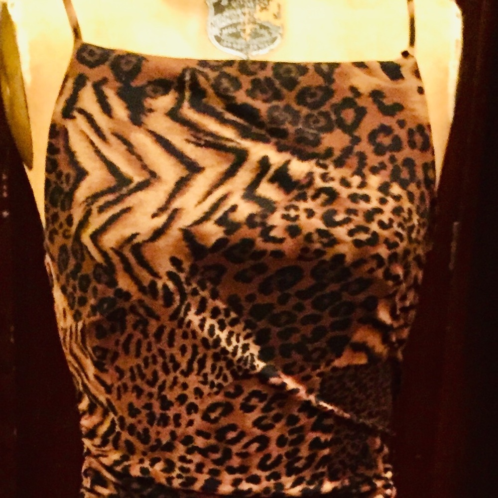 GREAT DRESS! - Picture 2 of 7